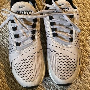 Nike Air Max 270
